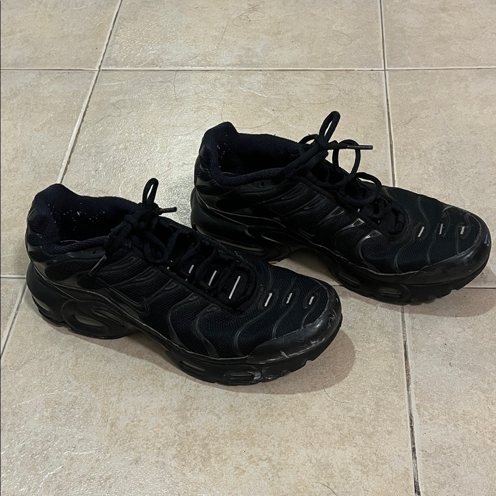 Black Athletic Sneakers